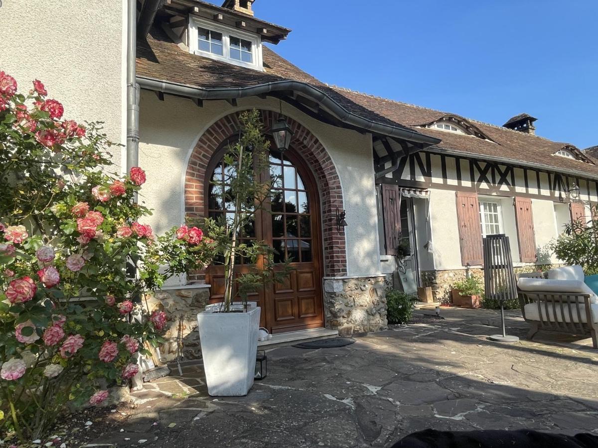 Hotel La Colliniére Sainte-Gemme-Moronval Exterior foto